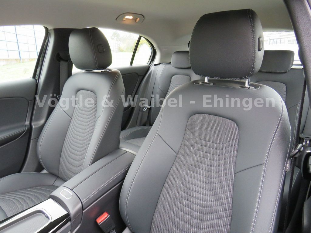 Mercedes-Benz A 200 2022