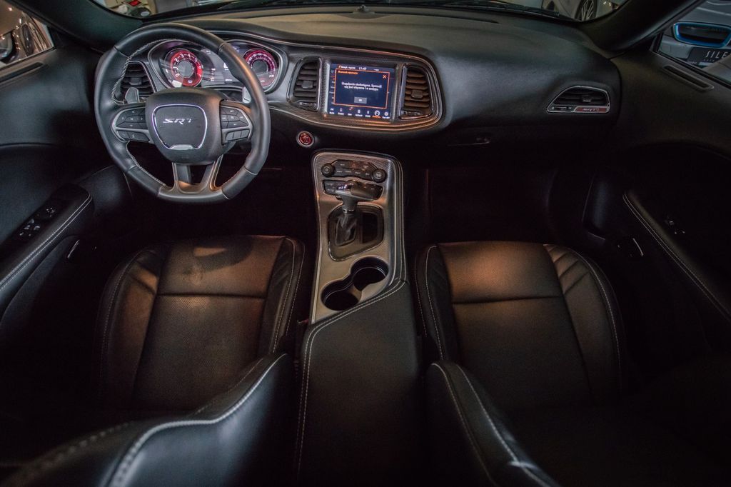 Dodge Challenger 2018