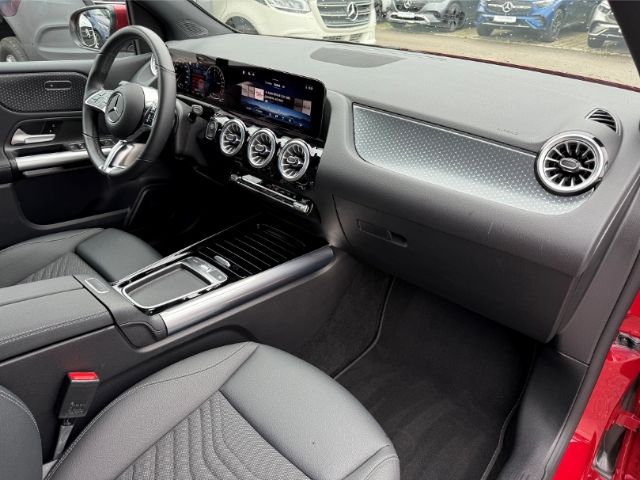 Mercedes-Benz B 250 2024