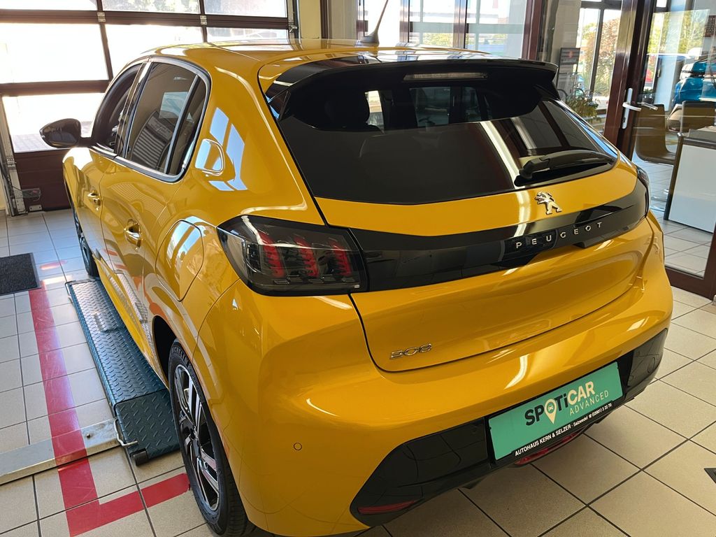 Peugeot 208 2023