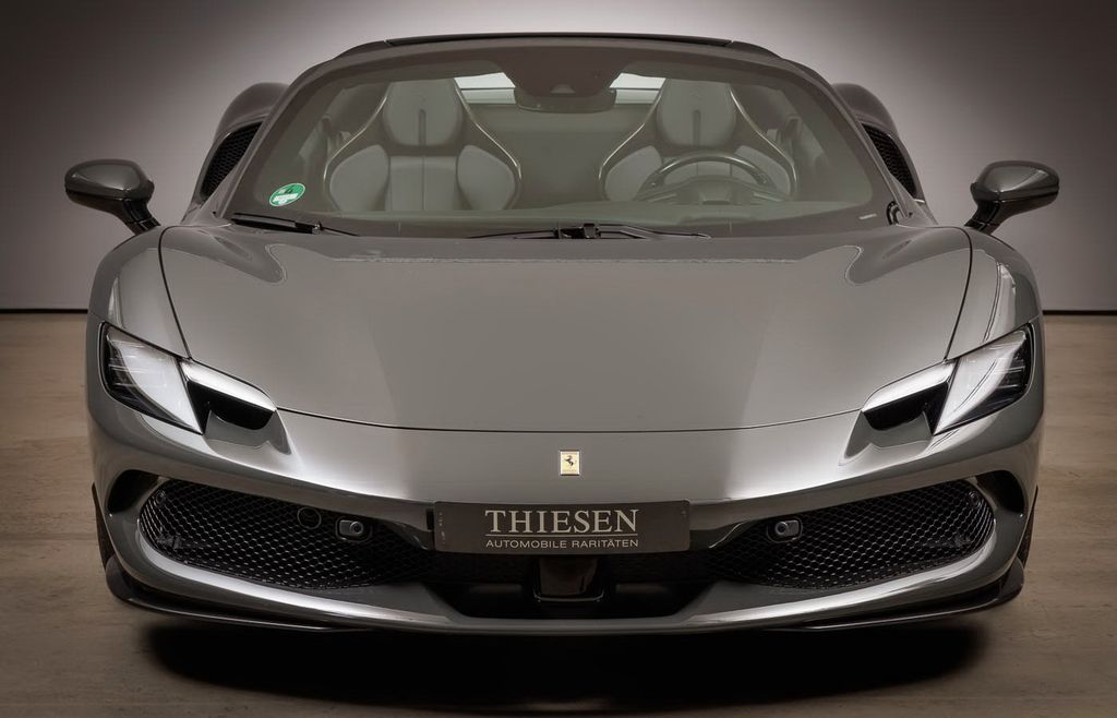 Ferrari 296 GTS 2024