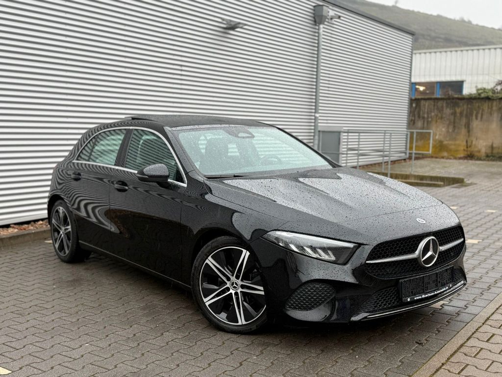 Mercedes-Benz A 180 2023
