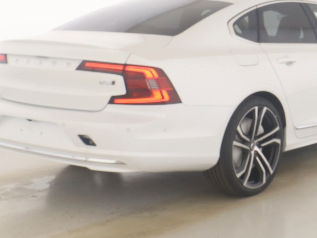 Volvo S90 2024