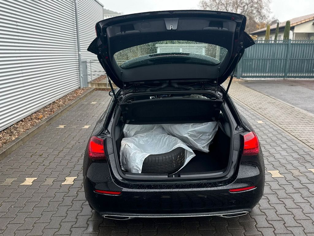 Mercedes-Benz A 180 2023