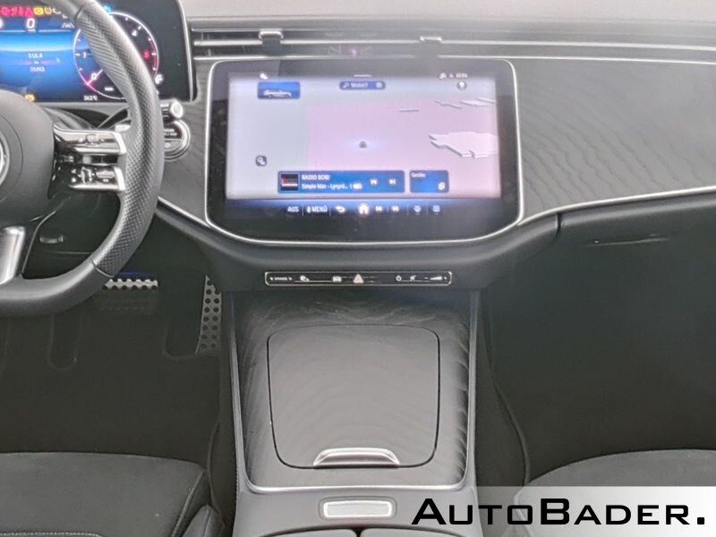 Mercedes-Benz E 220 2024