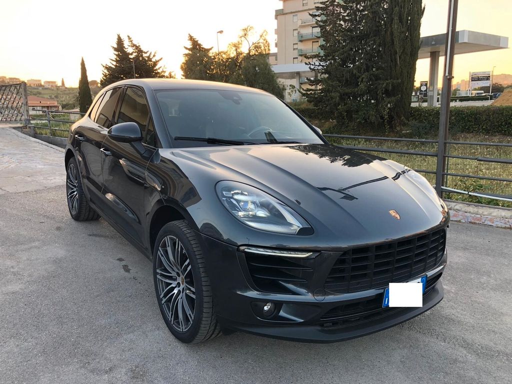 Porsche Macan 2018