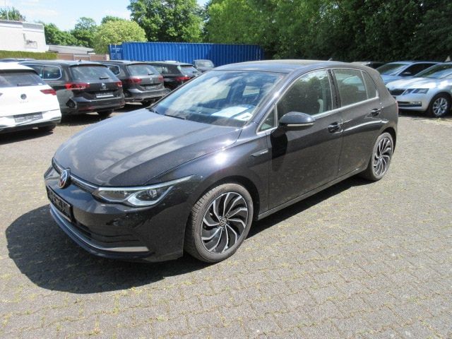 Volkswagen Golf 2021
