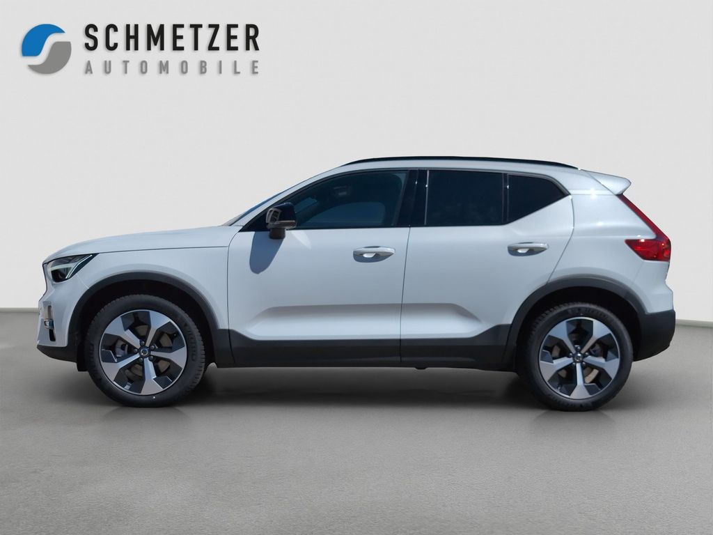 Volvo XC40 2025