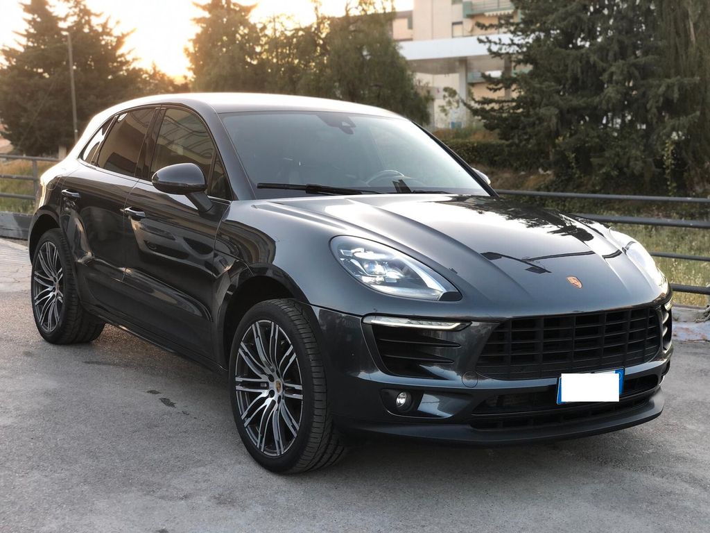 Porsche Macan 2018