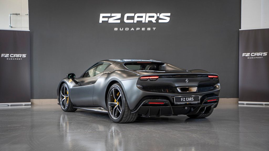 Ferrari 296 GTB 2023