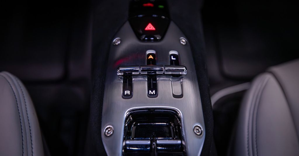 Ferrari 296 GTB 2023