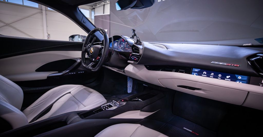 Ferrari 296 GTB 2023