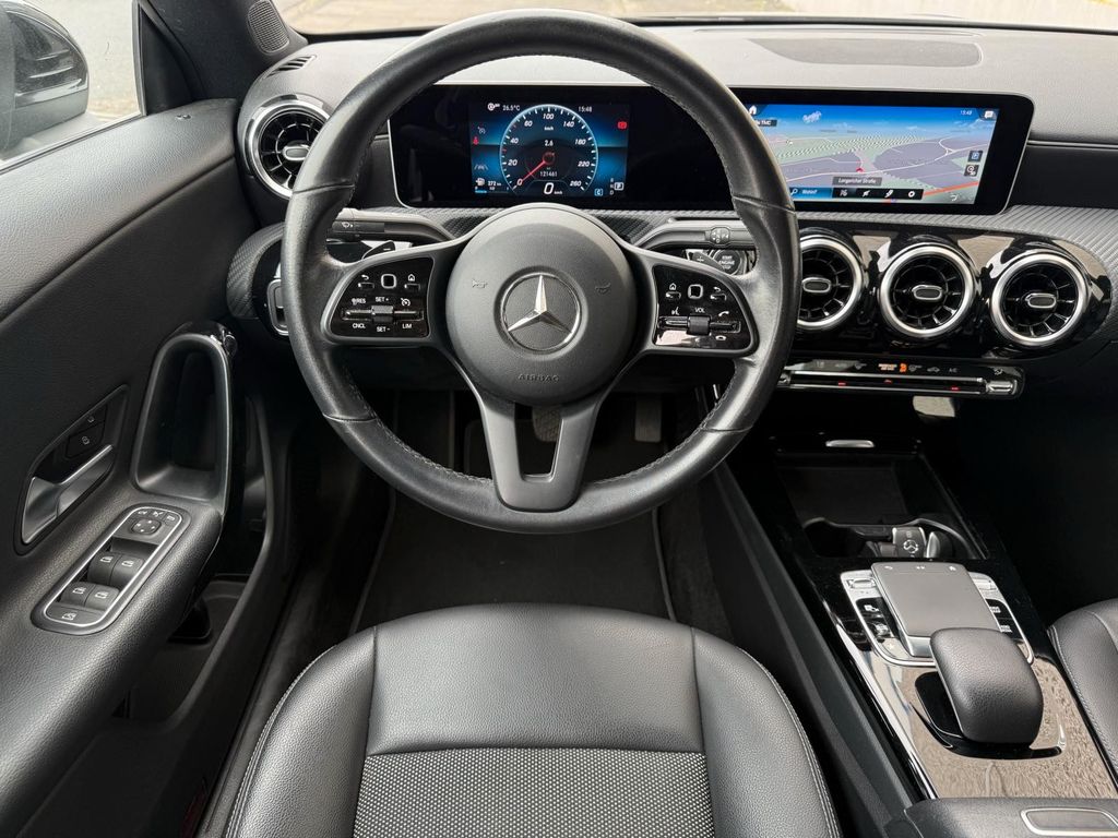 Mercedes-Benz CLA 180 2019