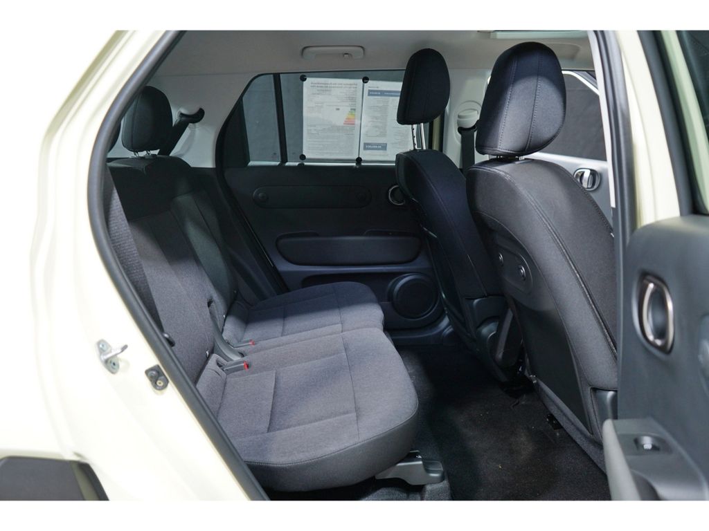 Hyundai INSTER 2025