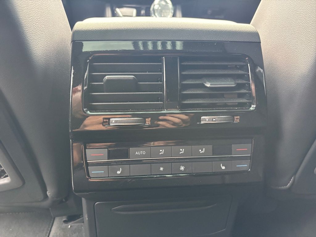 Volkswagen Touareg 2024