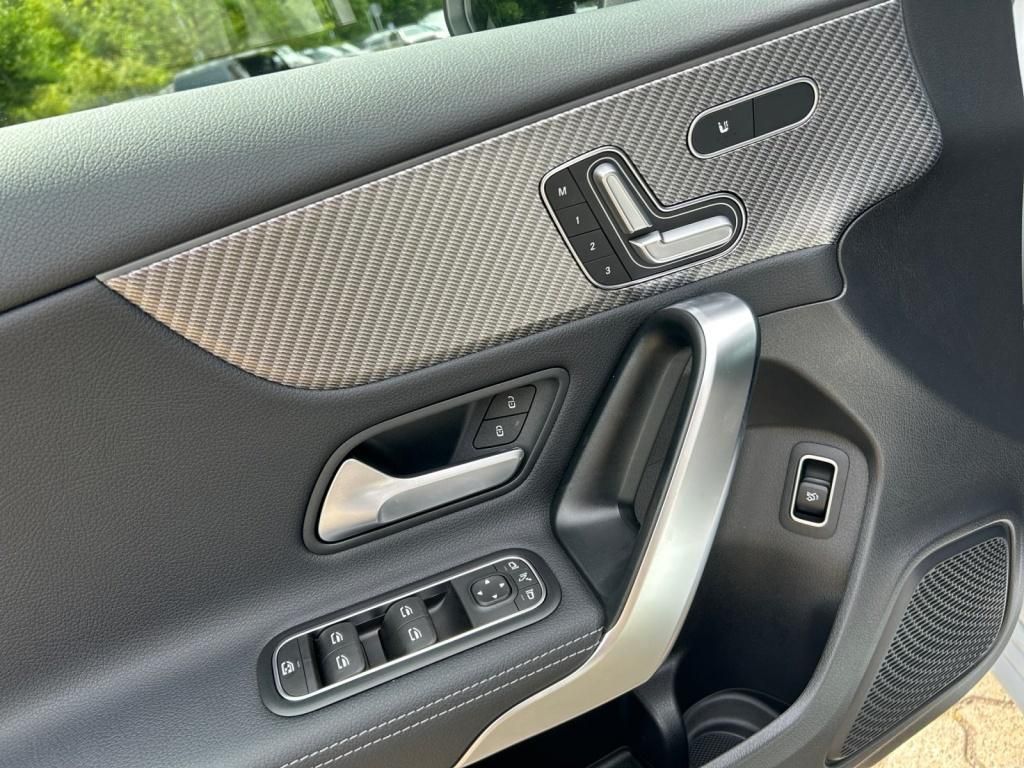 Mercedes-Benz A 200 2023