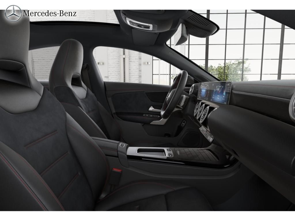 Mercedes-Benz CLA 200 2025