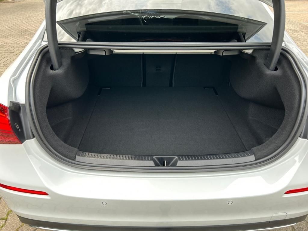 Mercedes-Benz A 200 2023