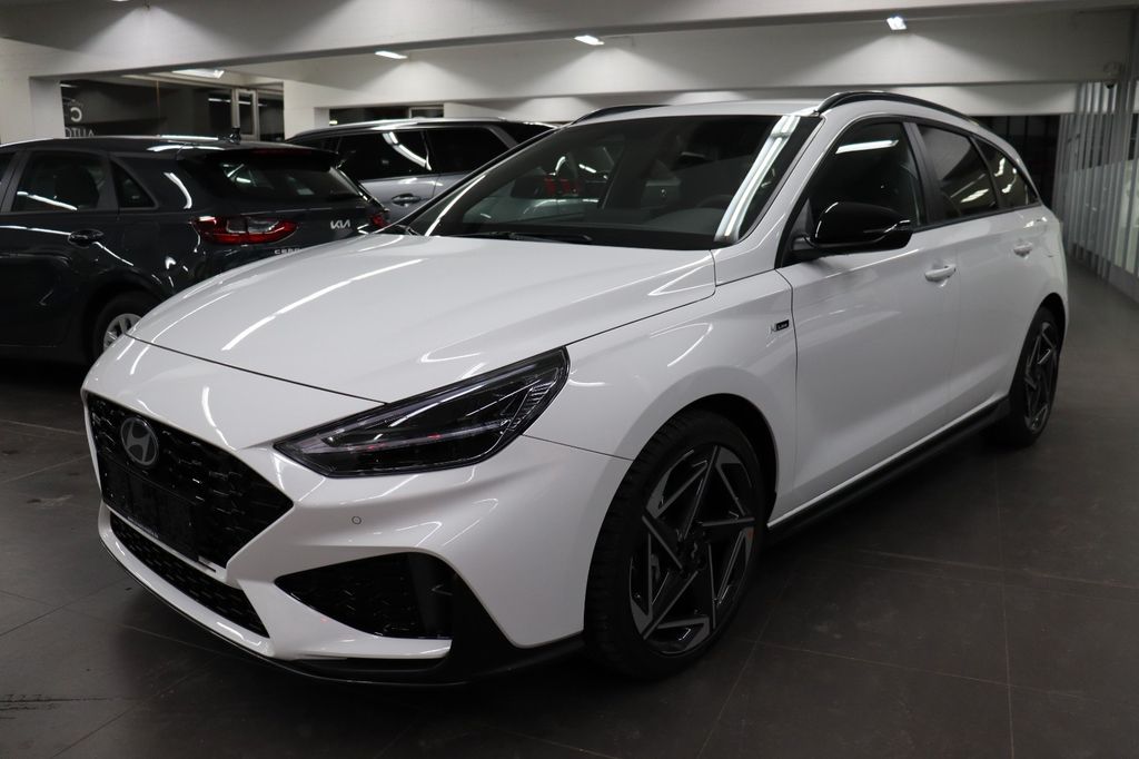 Hyundai i30 2025
