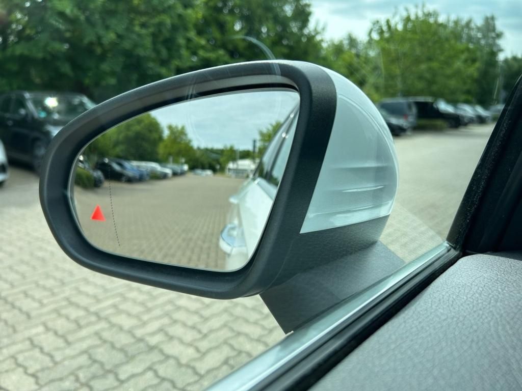 Mercedes-Benz A 200 2023