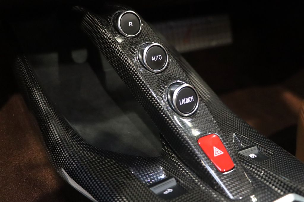 Ferrari 812 2022