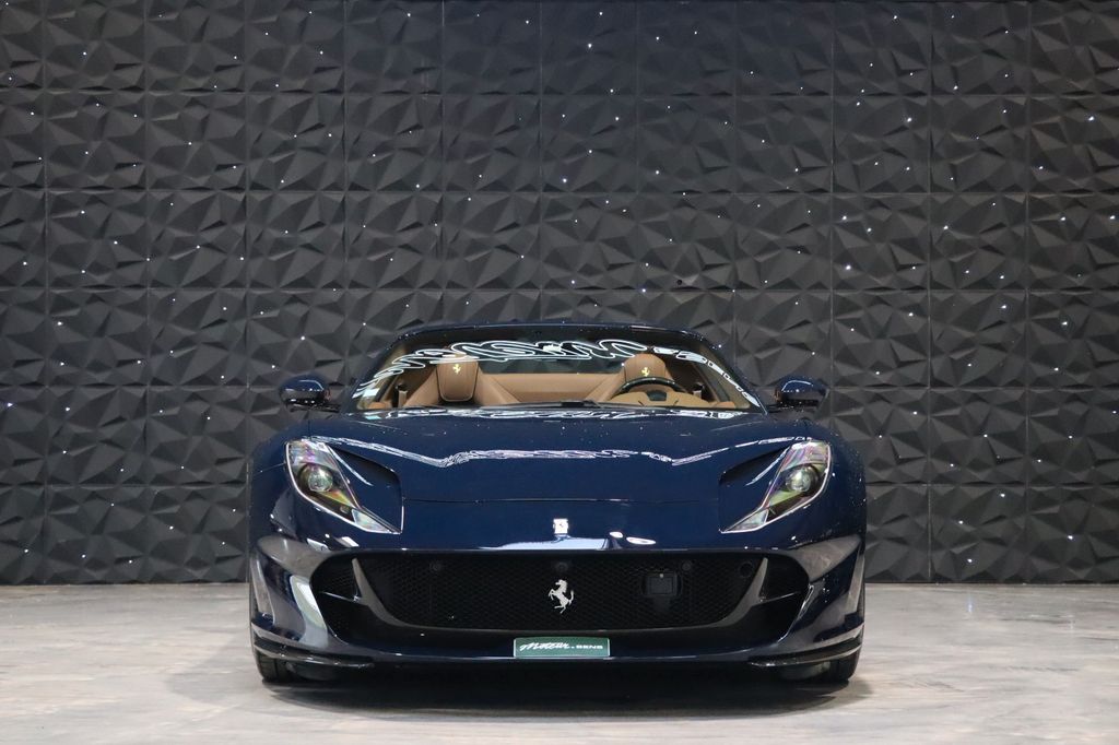 Ferrari 812 2022