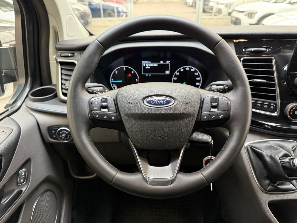 Ford Tourneo Custom 2022