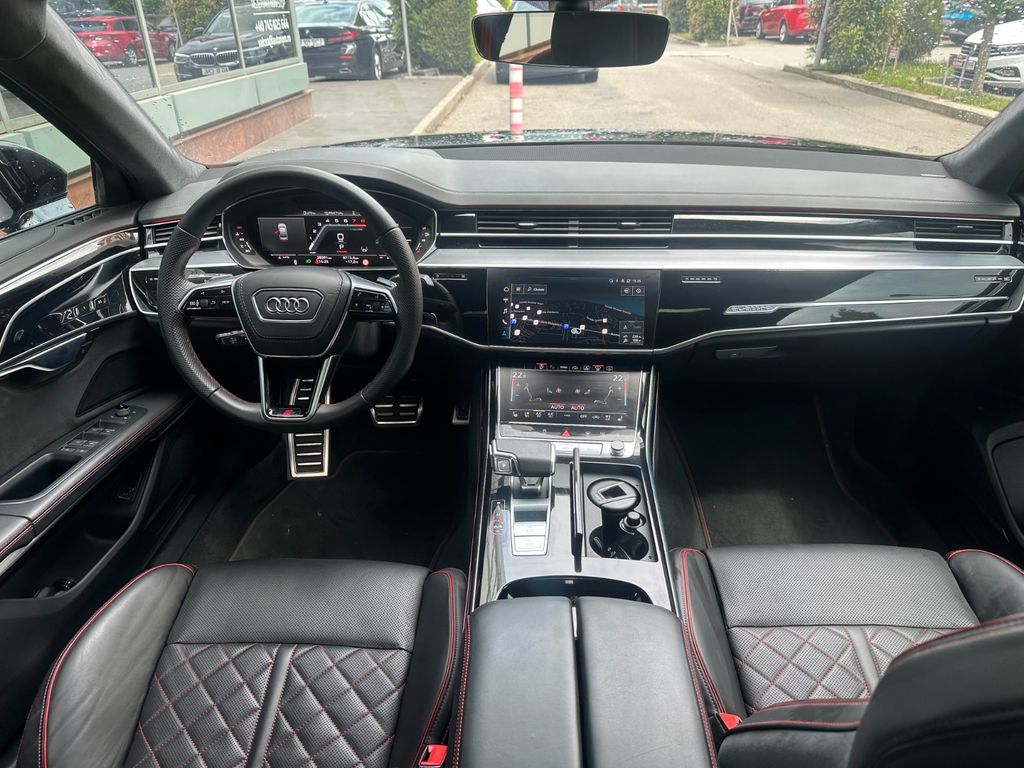 Audi S8 2022