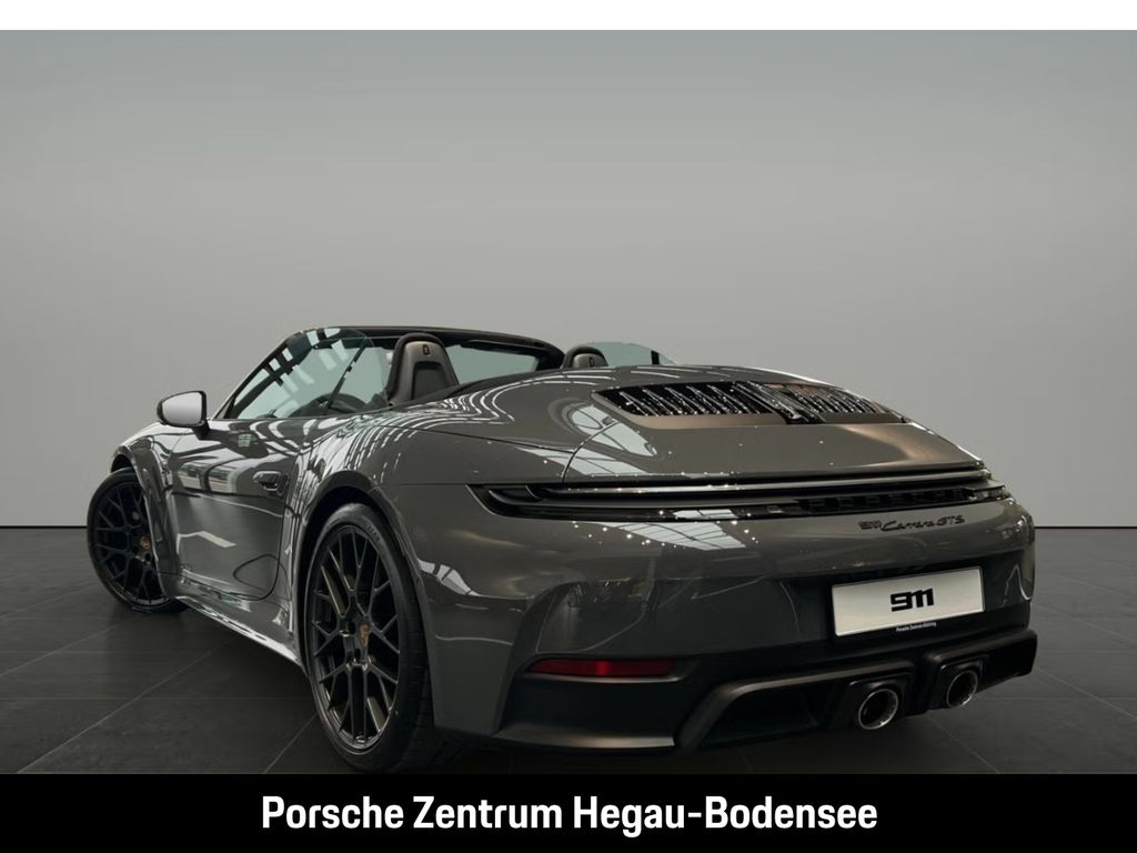 Porsche 992 2025