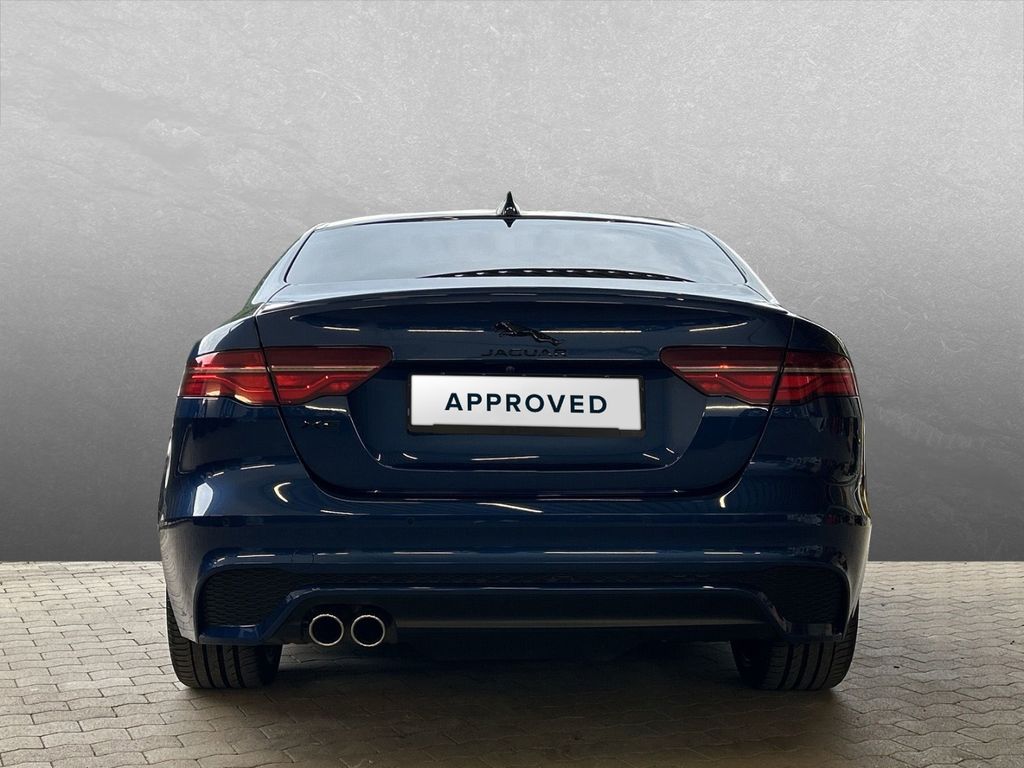 Jaguar XE 2023