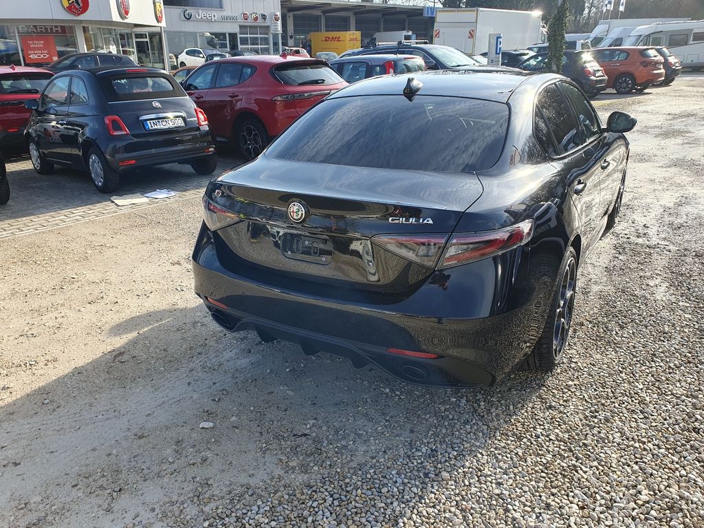 Alfa Romeo Giulia 2024