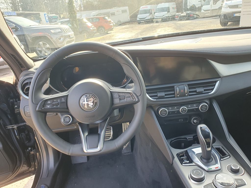 Alfa Romeo Giulia 2024