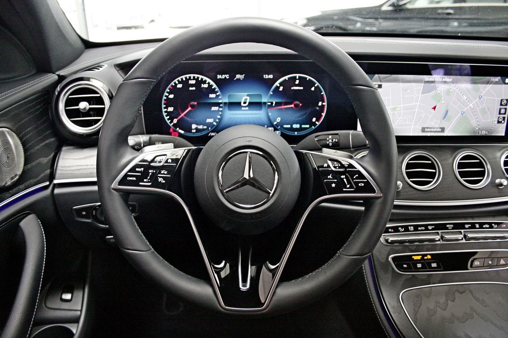 Mercedes-Benz E 300 2022