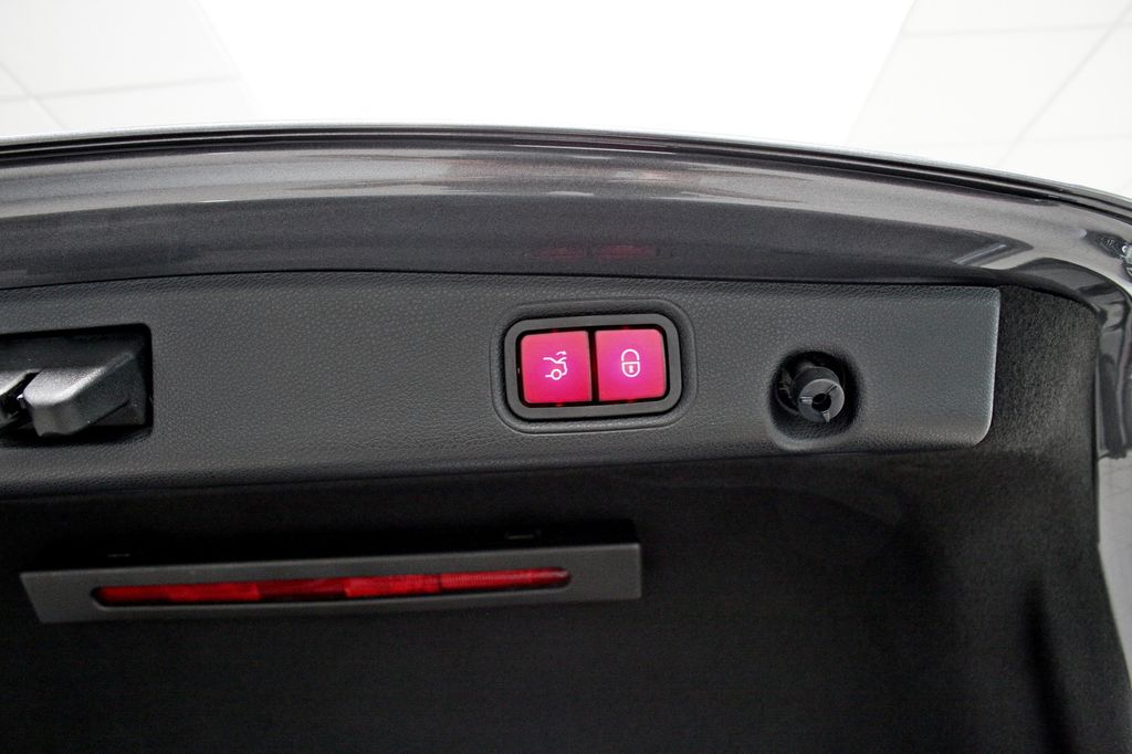 Mercedes-Benz E 300 2022