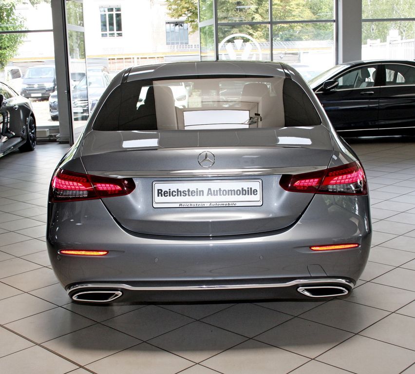 Mercedes-Benz E 300 2022