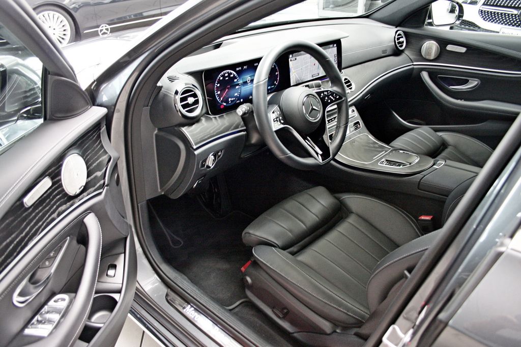 Mercedes-Benz E 300 2022