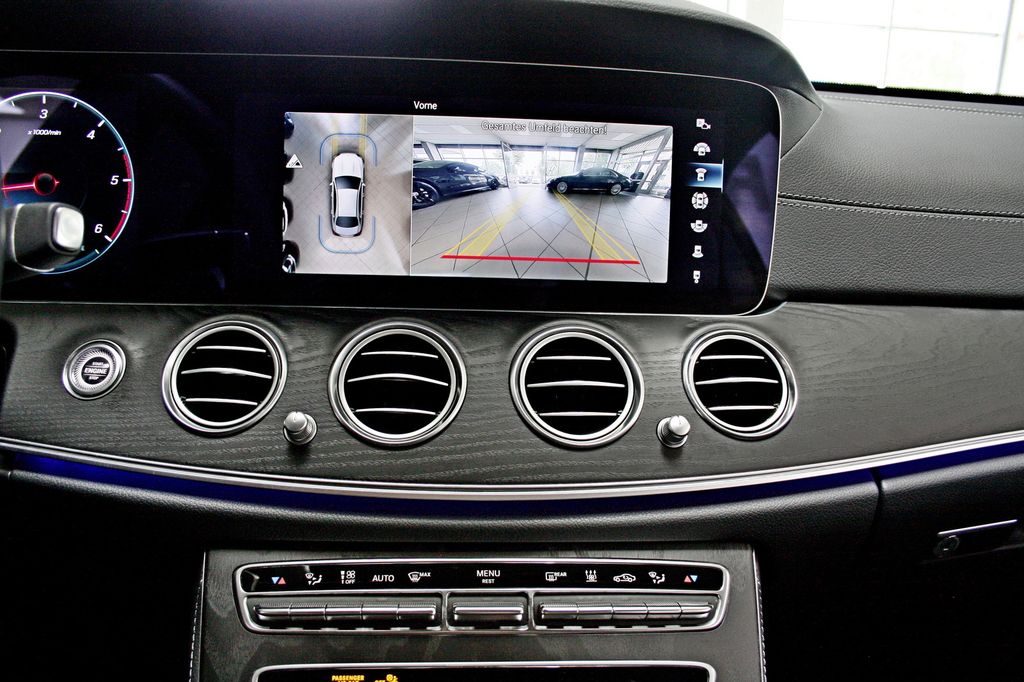 Mercedes-Benz E 300 2022