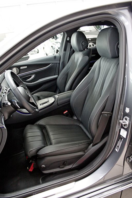 Mercedes-Benz E 300 2022