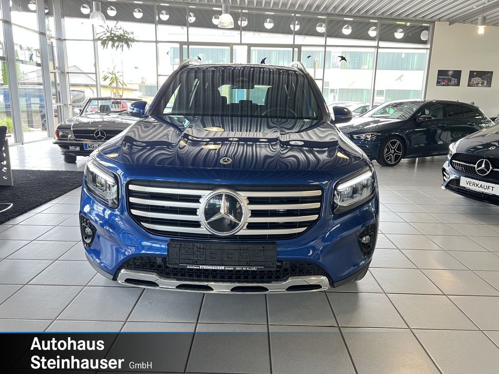 Mercedes-Benz GLB 200 2024