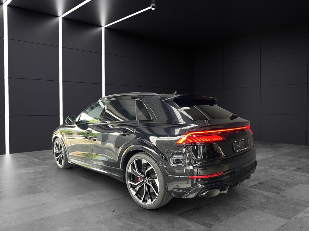 Audi RSQ8 2020
