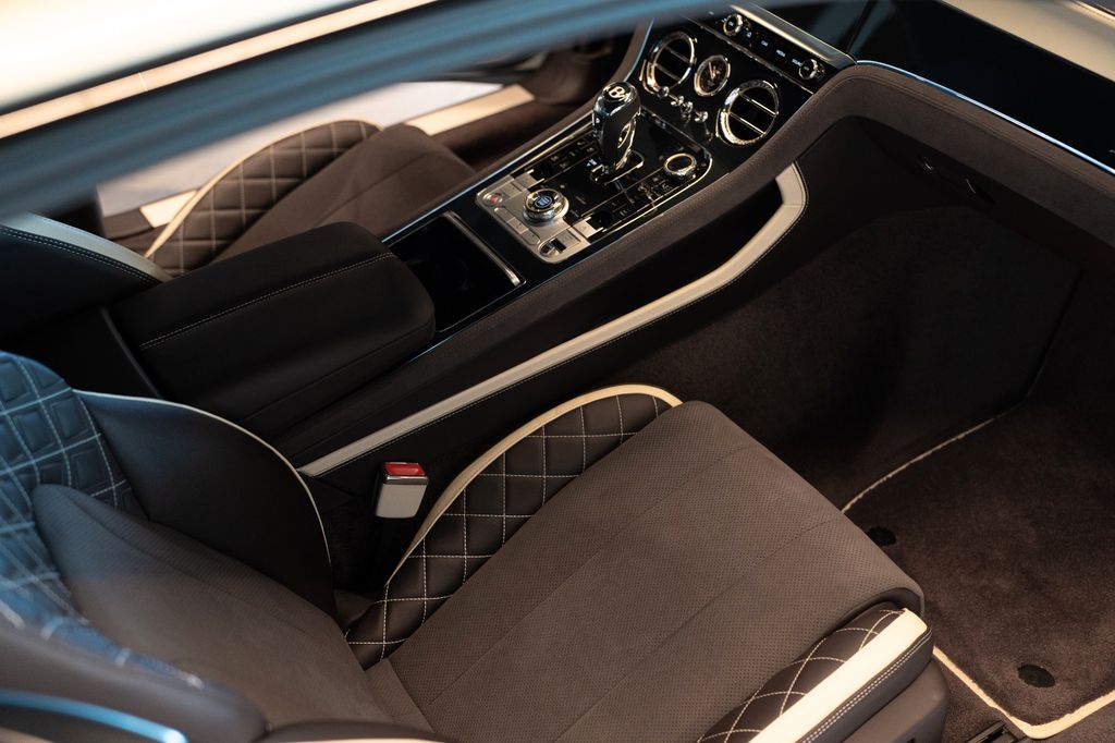 Bentley Continental GT 2023