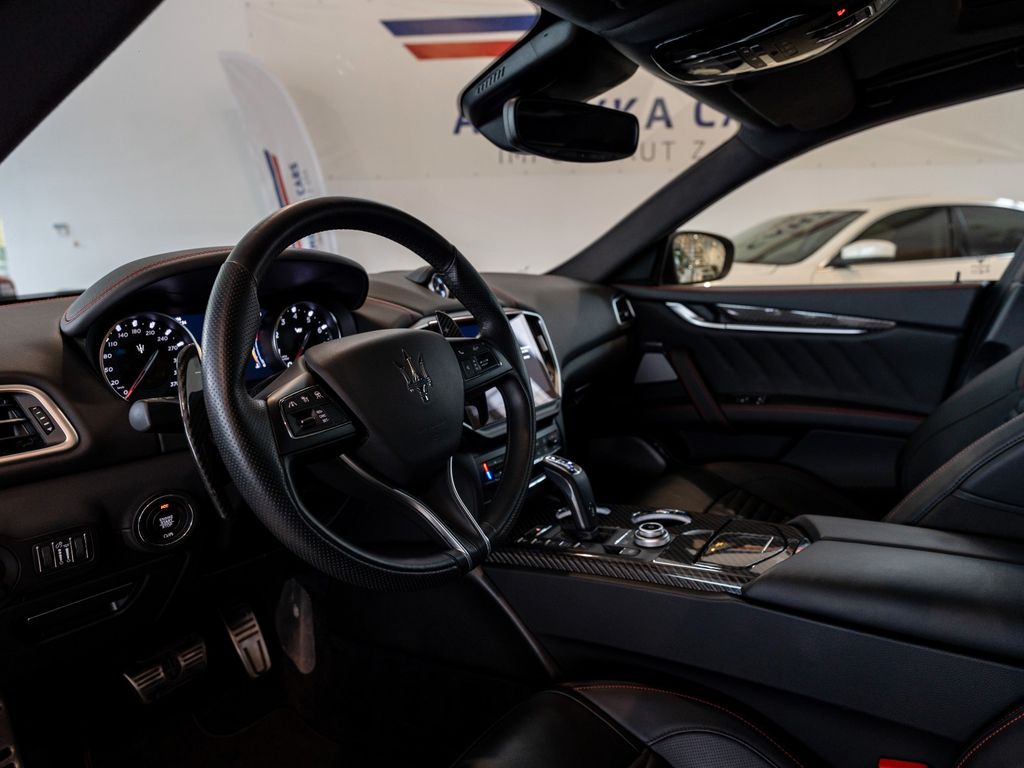 Maserati Ghibli 2022