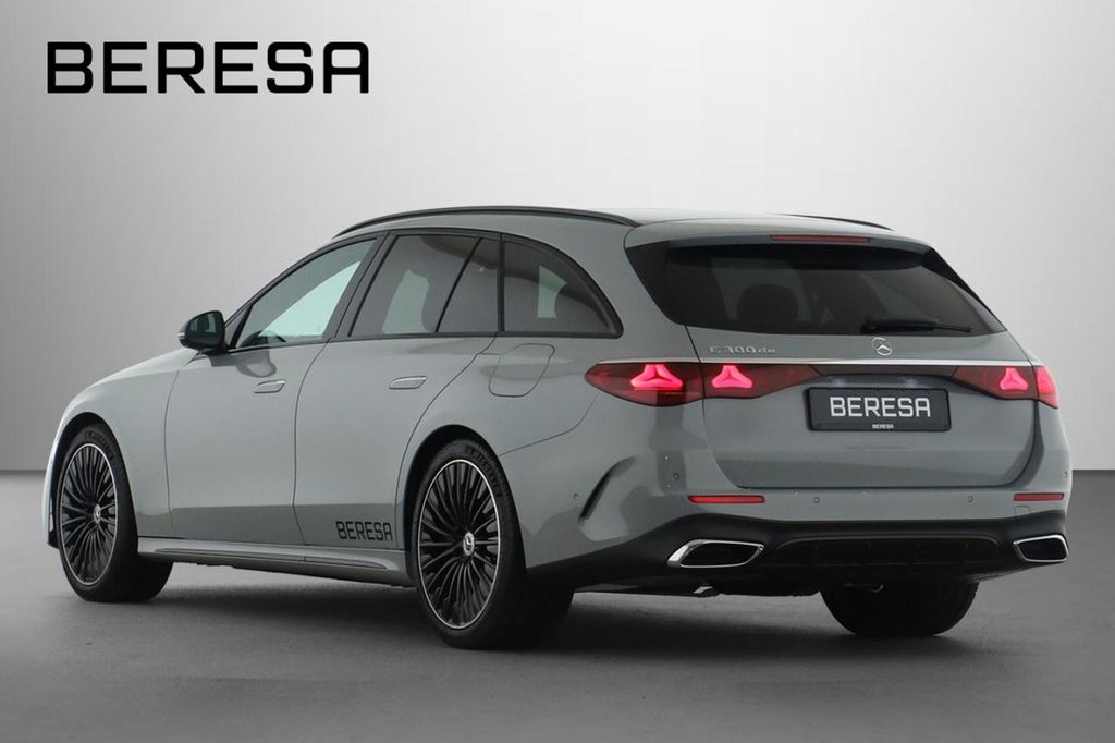 Mercedes-Benz E 300 2025