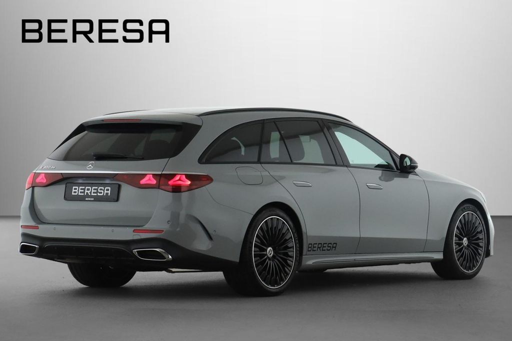 Mercedes-Benz E 300 2025