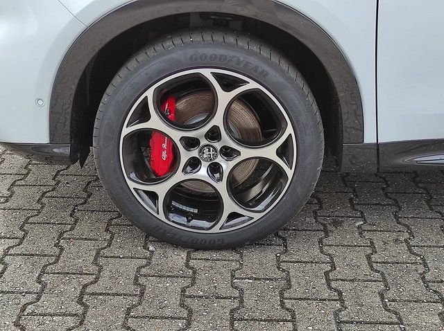 Alfa Romeo Tonale 2025