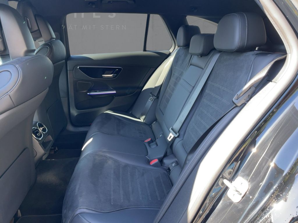 Mercedes-Benz C 220 2025