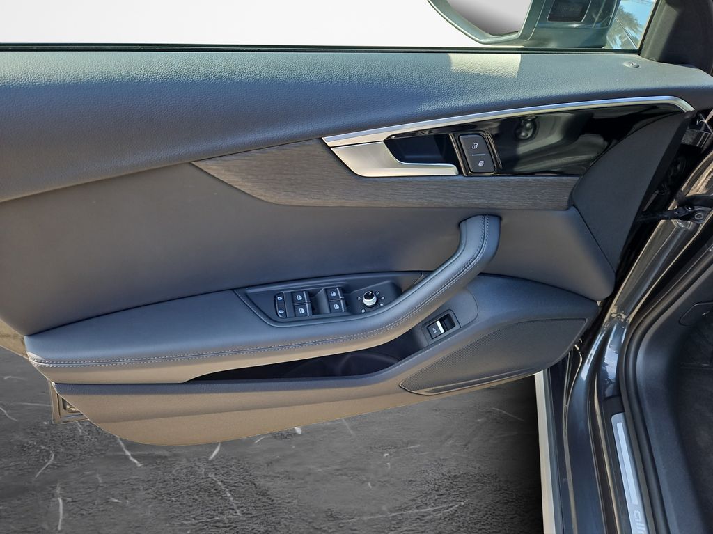 Audi A4 Allroad 2024