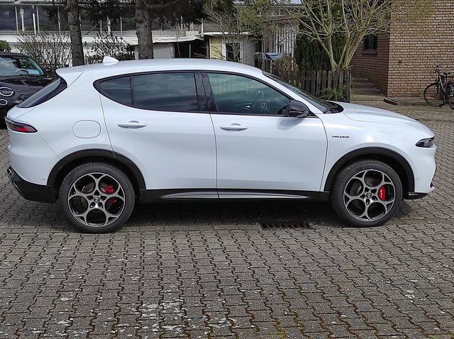 Alfa Romeo Tonale 2025