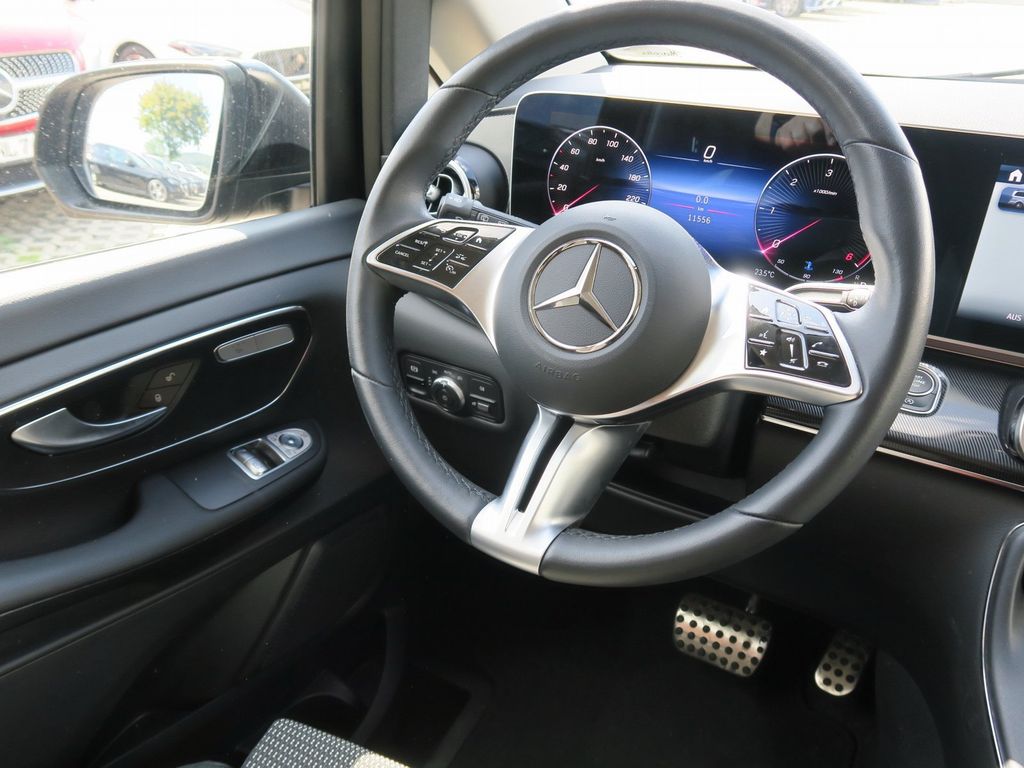 Mercedes-Benz V 250 2024