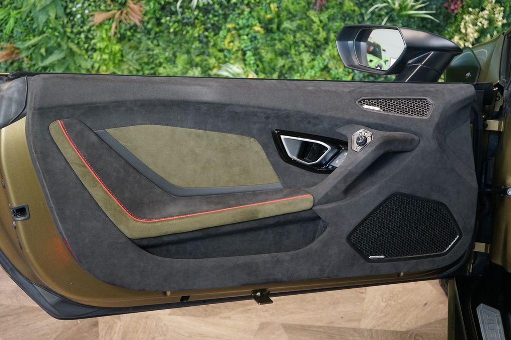 Lamborghini Huracán 2023